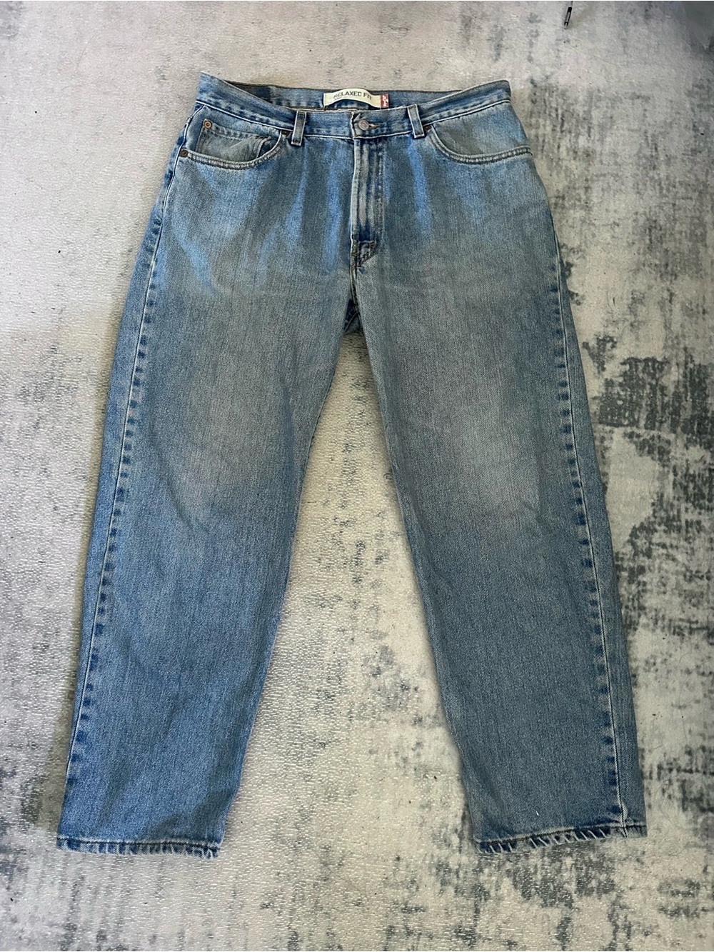 Levi's 550 Relaxed Fit Jeans 36x30 Medium Wash Denim Tapered 90s Y2K Vtg Style